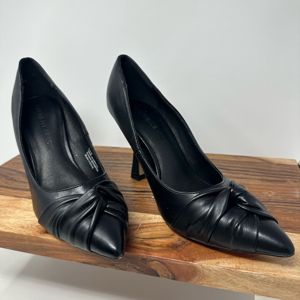 Gabrielle Union Black Heels Size 8